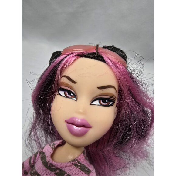 Bratz Boutique LOVE Jade Doll Only NO ACCESSORIES - Picture 7 of 10